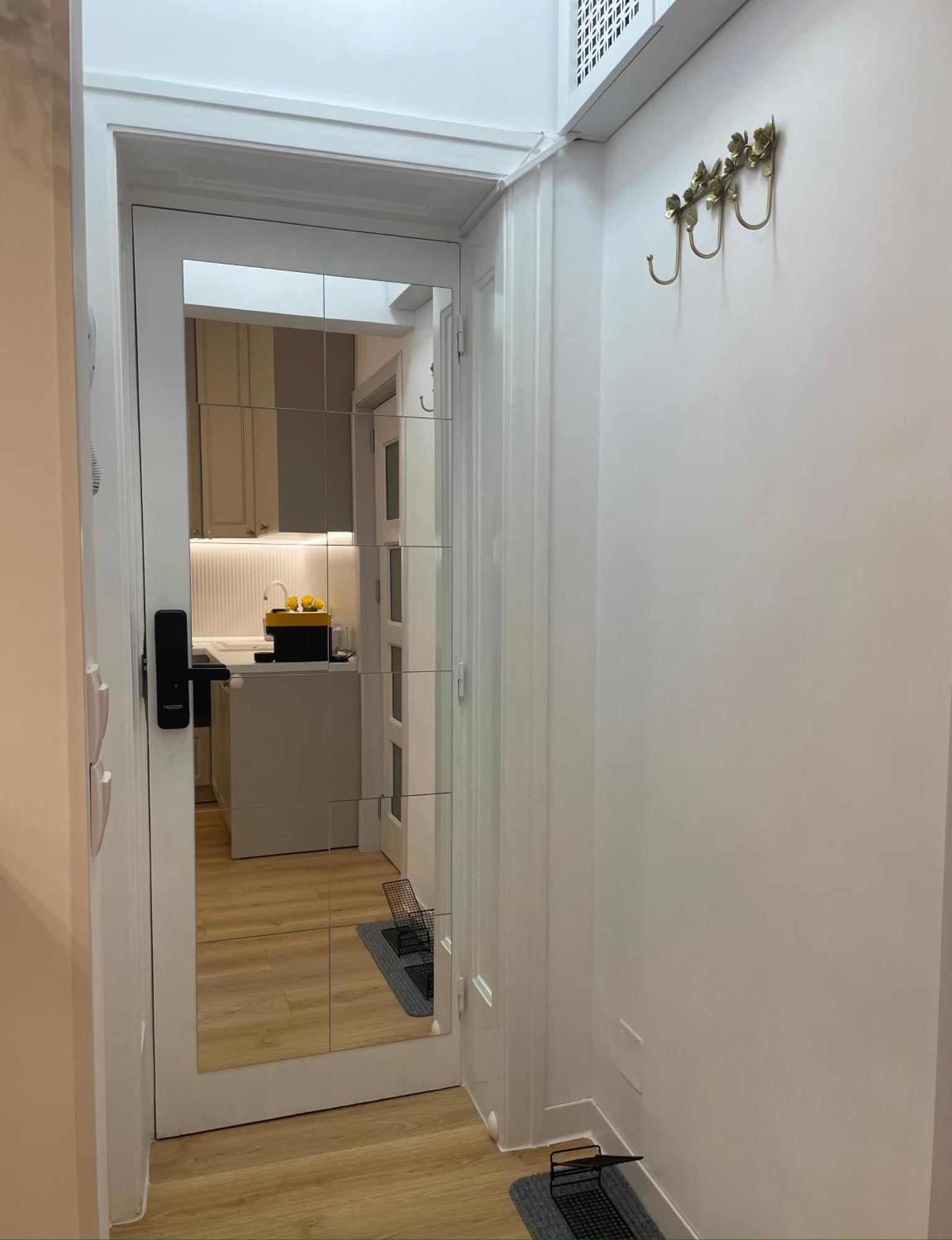 Appartement Studio Alice Romana Square à Bucarest Extérieur photo