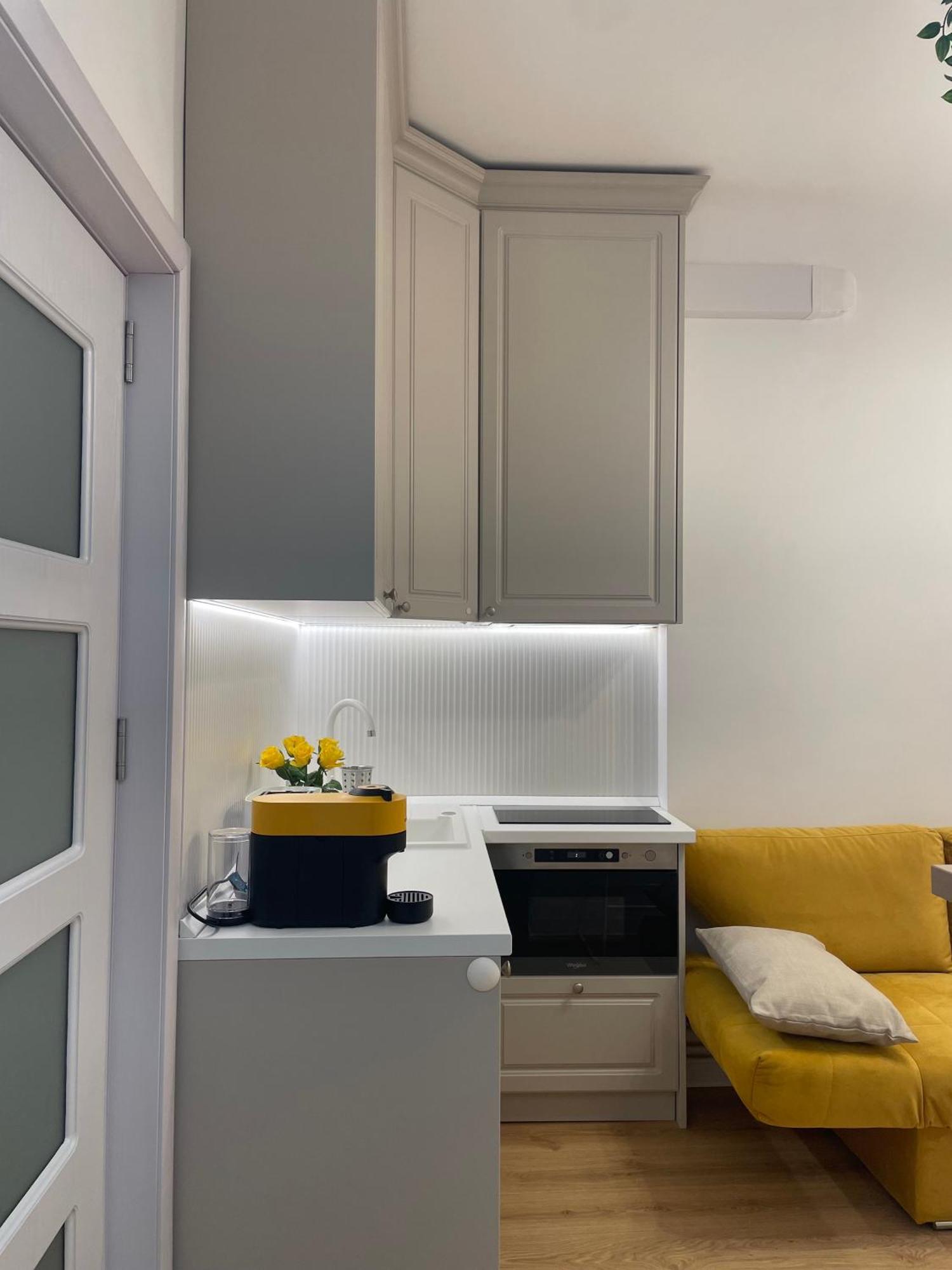 Appartement Studio Alice Romana Square à Bucarest Extérieur photo